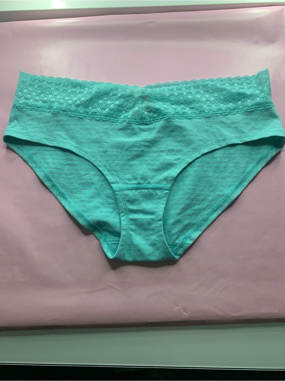 NWT: Victoria’s Secret Lace-Trim Hip Hugger Panty in Turquoise. Size L.